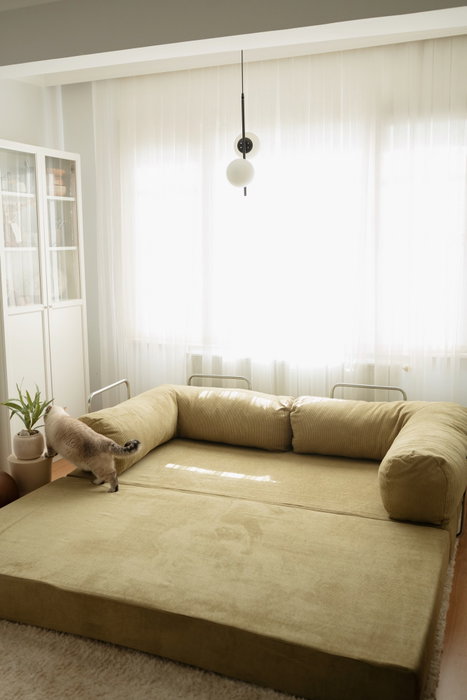 Atelier Del Sofa Nook Sofá-cama de 3 plazas en Terciopelo Caqui Atelier Del Sofa Nook Sofá-cama de 3 plazas en Terciopelo Caqui